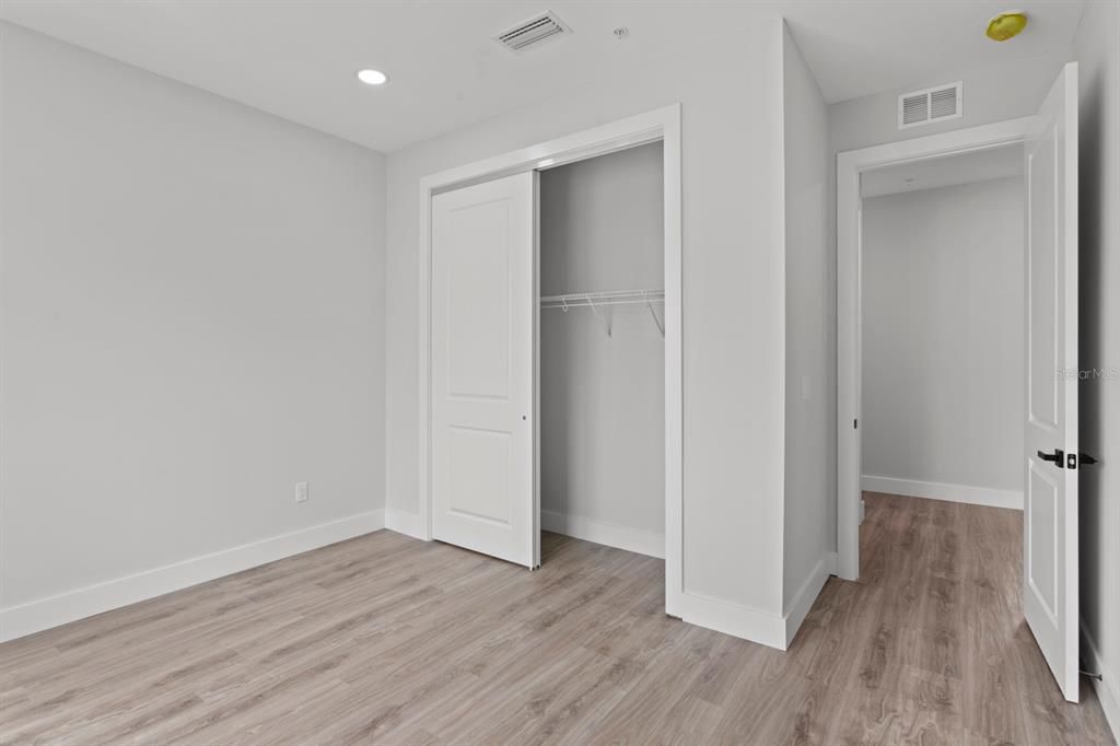 Active With Contract: $1,690,000 (5 beds, 4 baths, 2634 Square Feet)