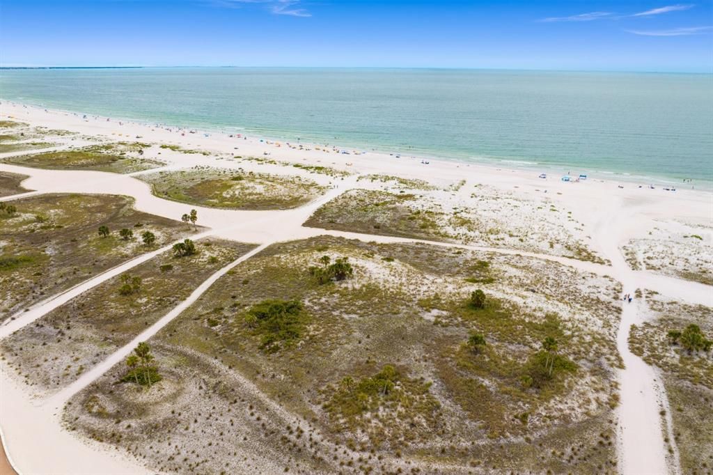 Active With Contract: $1,690,000 (5 beds, 4 baths, 2634 Square Feet)