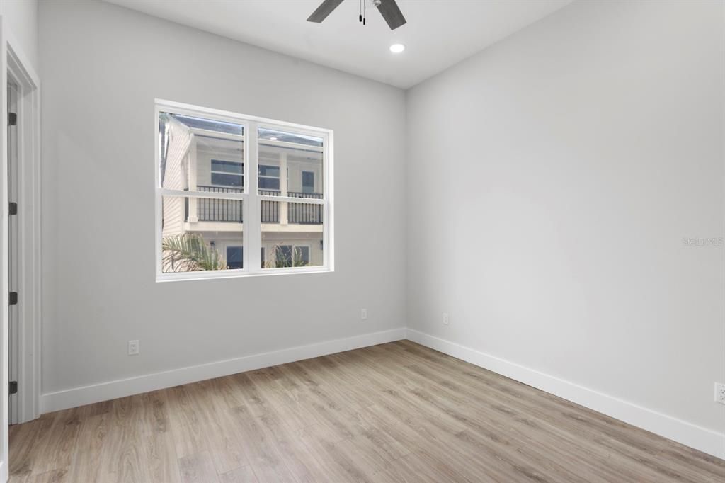 Active With Contract: $1,690,000 (5 beds, 4 baths, 2634 Square Feet)