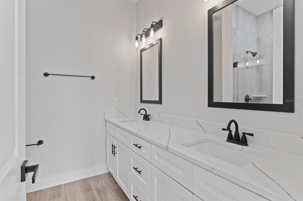 Active With Contract: $1,690,000 (5 beds, 4 baths, 2634 Square Feet)