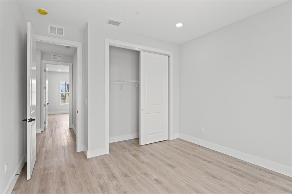 Active With Contract: $1,690,000 (5 beds, 4 baths, 2634 Square Feet)