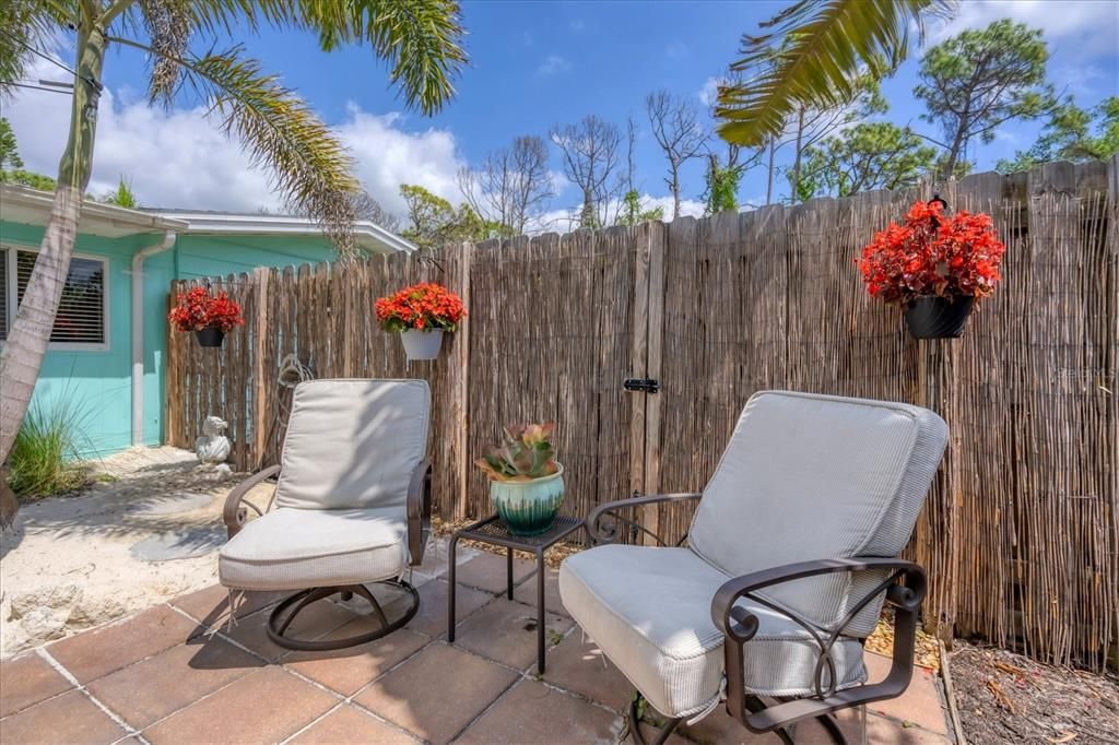 En Venta: $279,900 (2 camas, 1 baños, 885 Pies cuadrados)