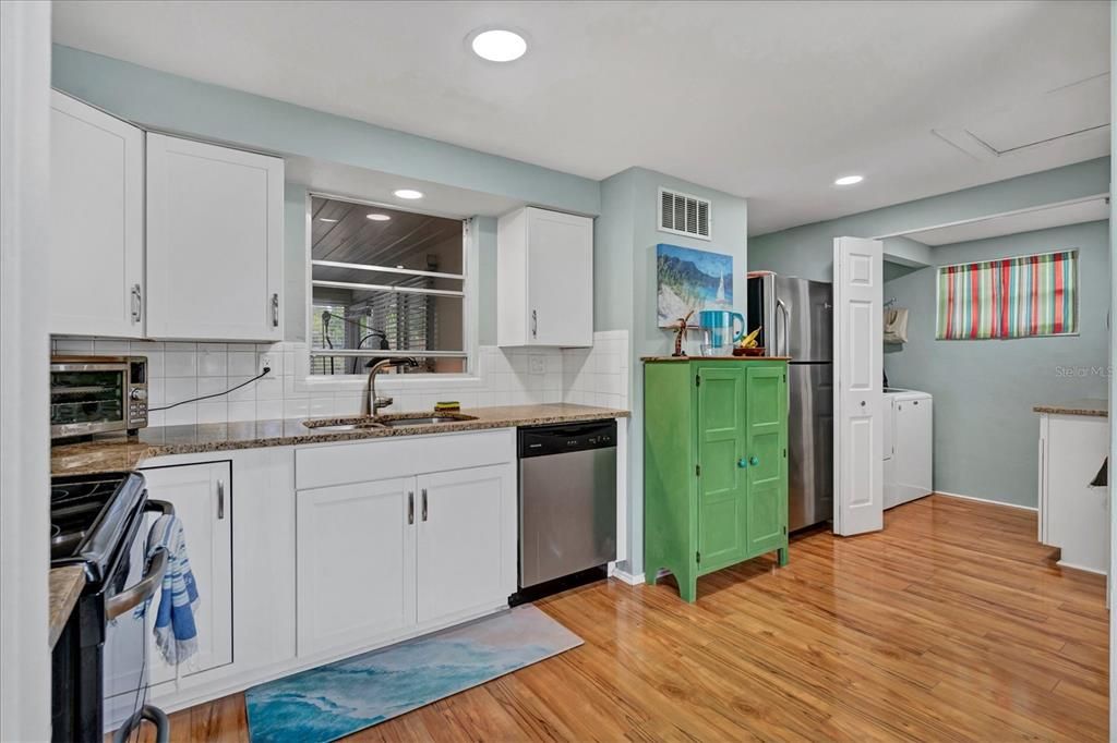 En Venta: $279,900 (2 camas, 1 baños, 885 Pies cuadrados)