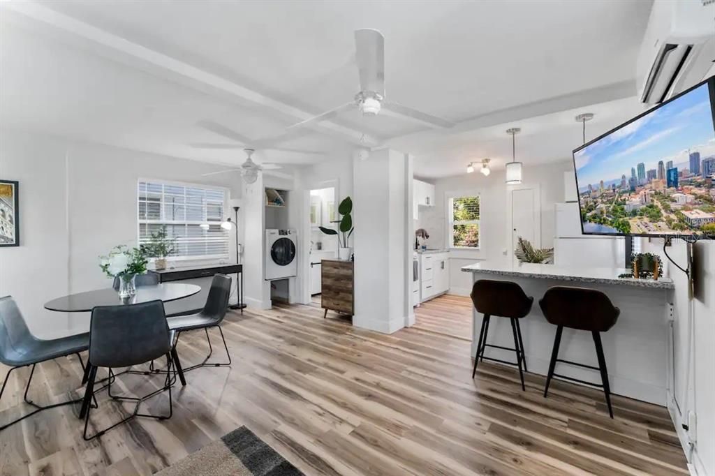 待售: $910,000 (5 贝兹, 0 浴室, 2146 平方英尺)