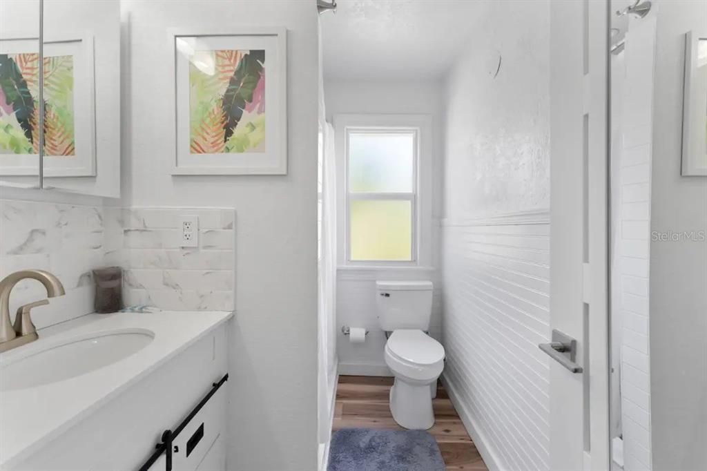 待售: $910,000 (5 贝兹, 0 浴室, 2146 平方英尺)