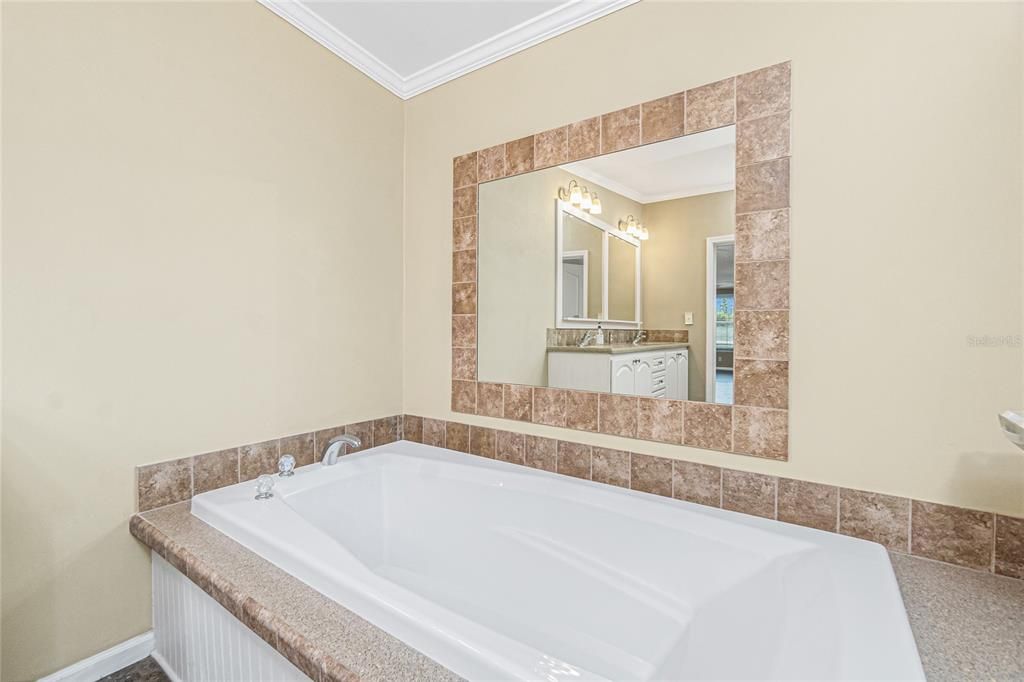 待售: $1,175,000 (4 贝兹, 3 浴室, 2636 平方英尺)