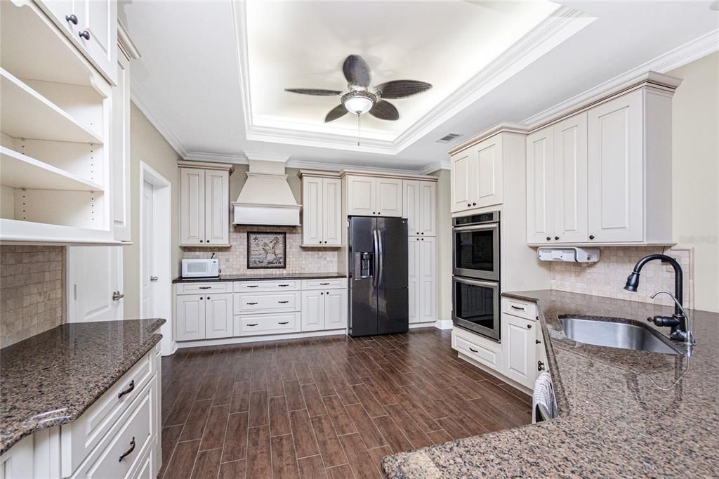 待售: $1,175,000 (4 贝兹, 3 浴室, 2636 平方英尺)