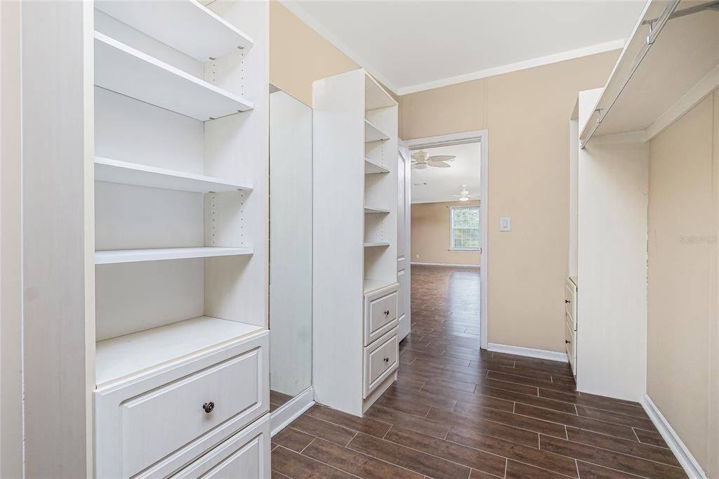 待售: $1,175,000 (4 贝兹, 3 浴室, 2636 平方英尺)