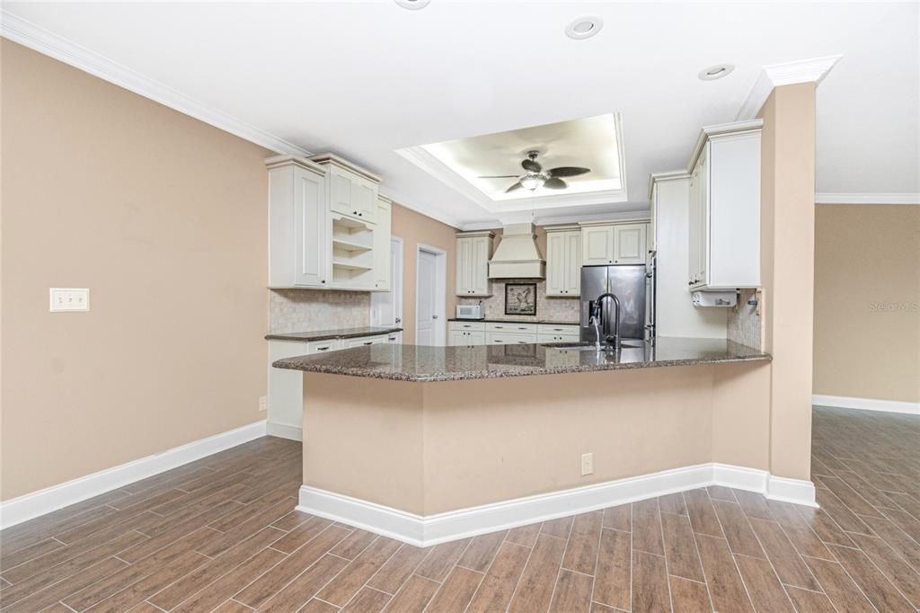 待售: $1,175,000 (4 贝兹, 3 浴室, 2636 平方英尺)