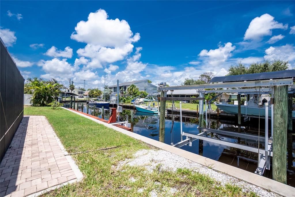 待售: $1,175,000 (4 贝兹, 3 浴室, 2636 平方英尺)