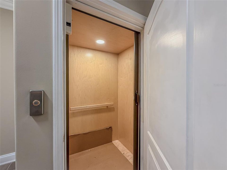 待售: $1,175,000 (4 贝兹, 3 浴室, 2636 平方英尺)