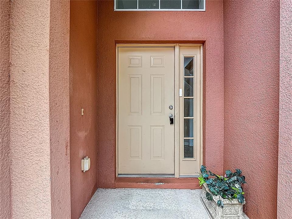 For Sale: $410,000 (5 beds, 3 baths, 2106 Square Feet)