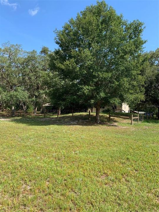 На продажу: $269,900 (4 спален, 2 ванн, 2280 Квадратных фут)