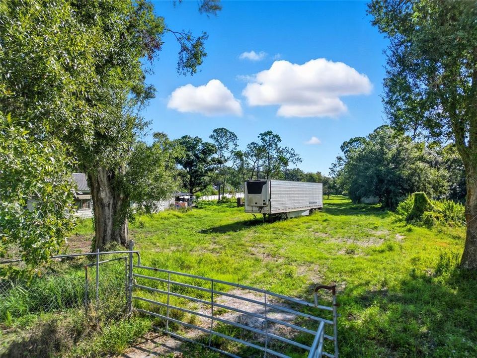 For Sale: $2,000,000 (5.00 acres)