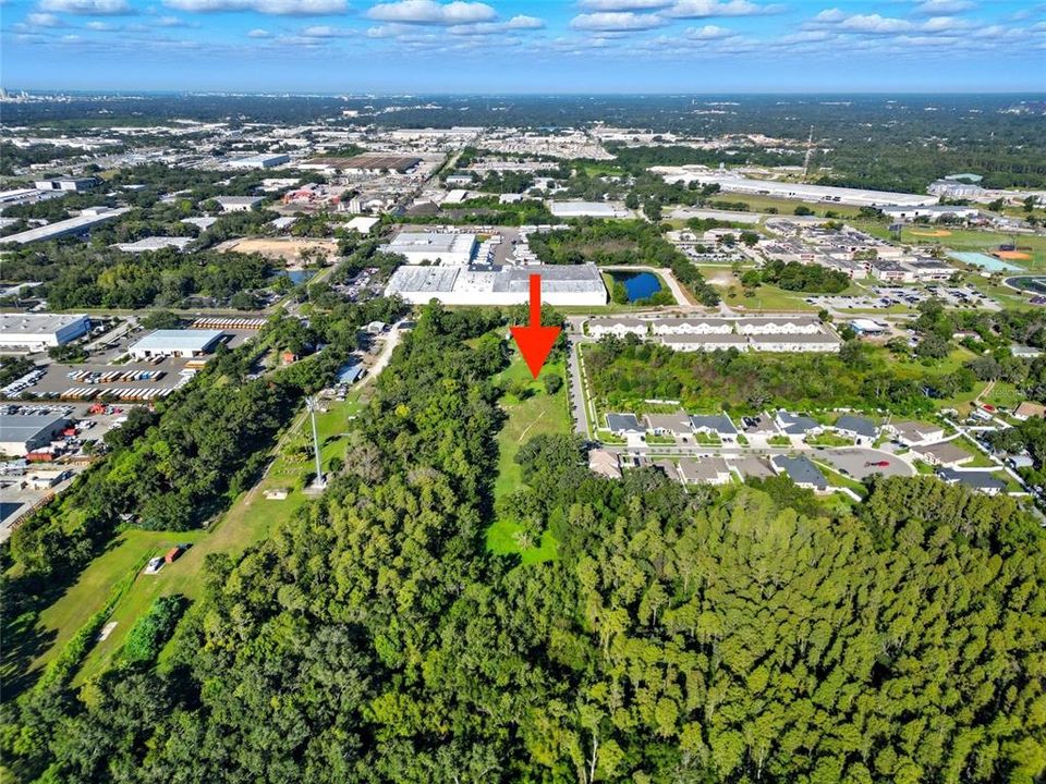 For Sale: $2,000,000 (5.00 acres)