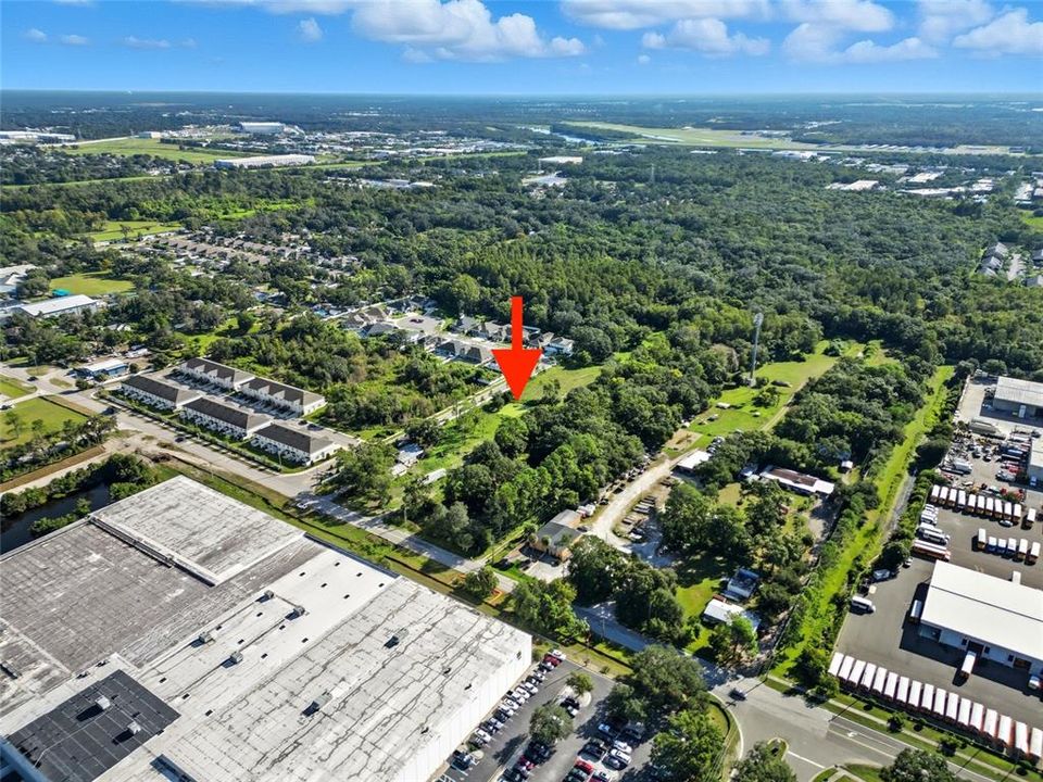 For Sale: $2,000,000 (5.00 acres)