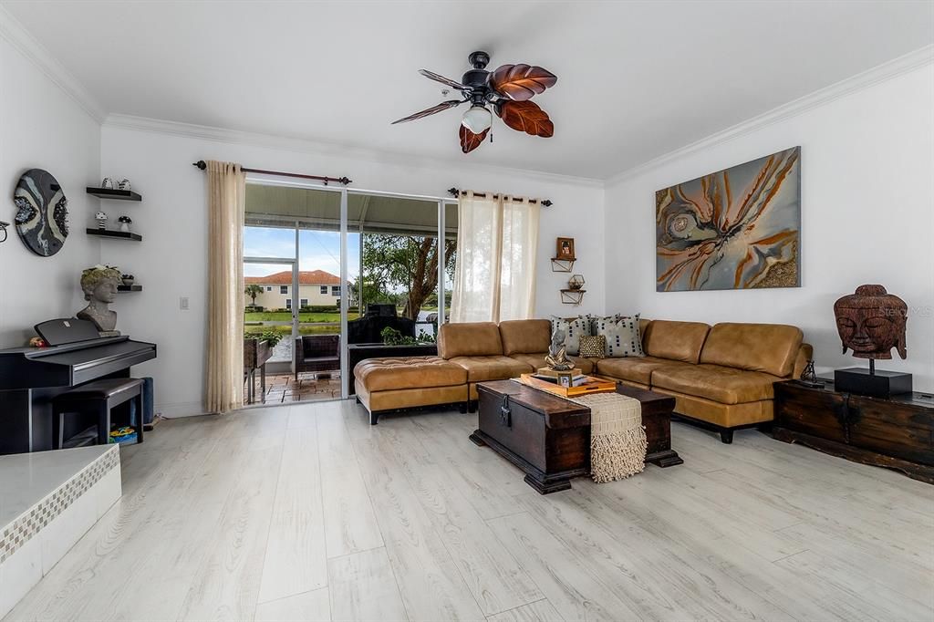 待售: $429,999 (3 贝兹, 2 浴室, 1715 平方英尺)