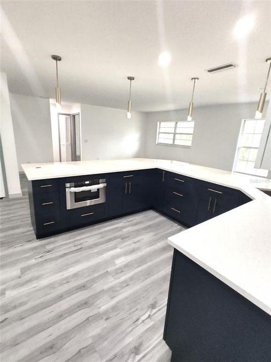 На продажу: $345,000 (3 спален, 2 ванн, 1854 Квадратных фут)