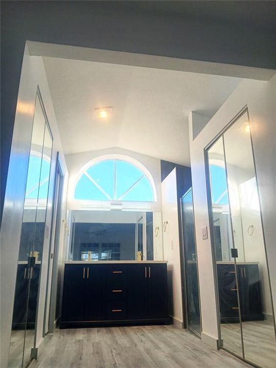 На продажу: $345,000 (3 спален, 2 ванн, 1854 Квадратных фут)