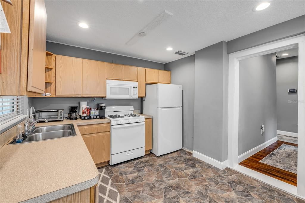 На продажу: $650,000 (0 спален, 0 ванн, 0 Квадратных фут)