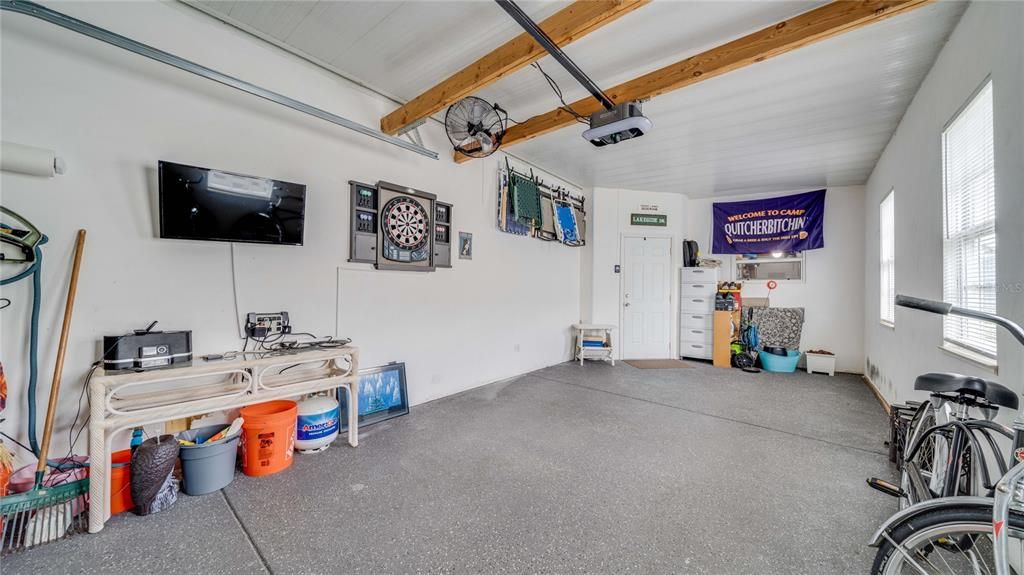 На продажу: $229,900 (2 спален, 2 ванн, 1372 Квадратных фут)