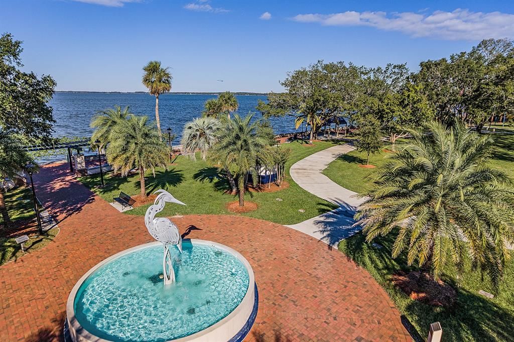 Activo con contrato: $375,490 (4 camas, 2 baños, 2277 Pies cuadrados)