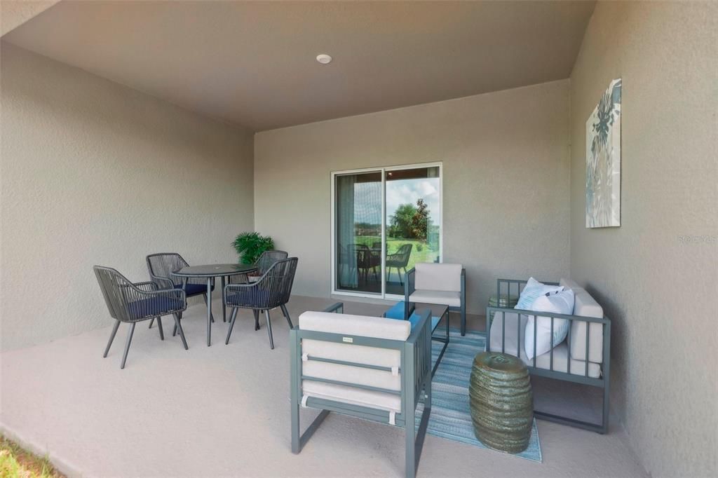 Activo con contrato: $375,490 (4 camas, 2 baños, 2277 Pies cuadrados)