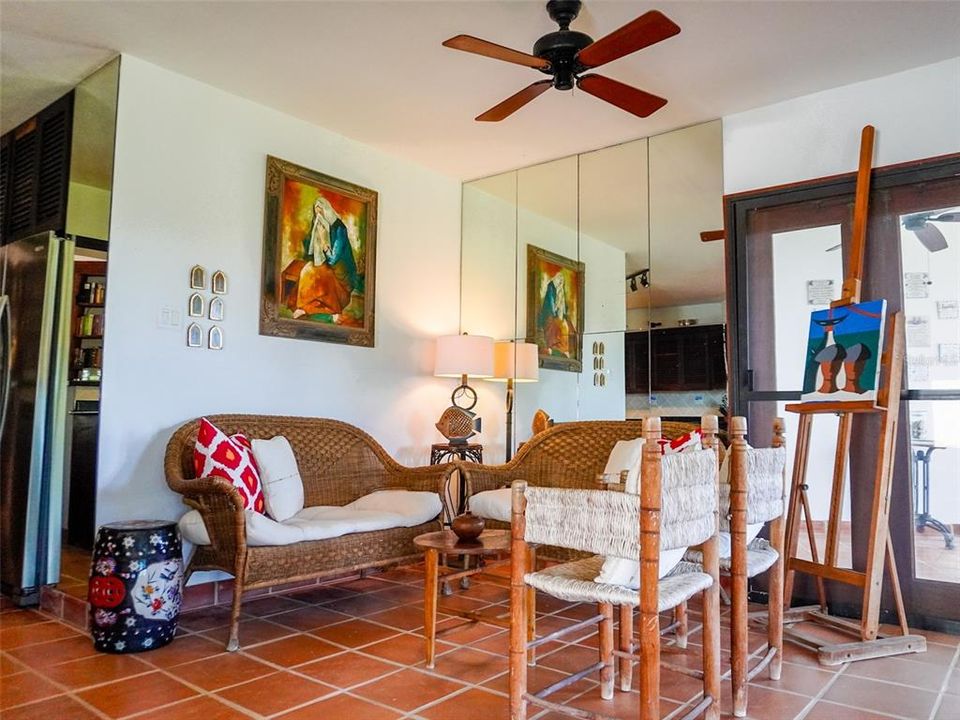 Active With Contract: $630,000 (2 beds, 3 baths, 2152 Square Feet)