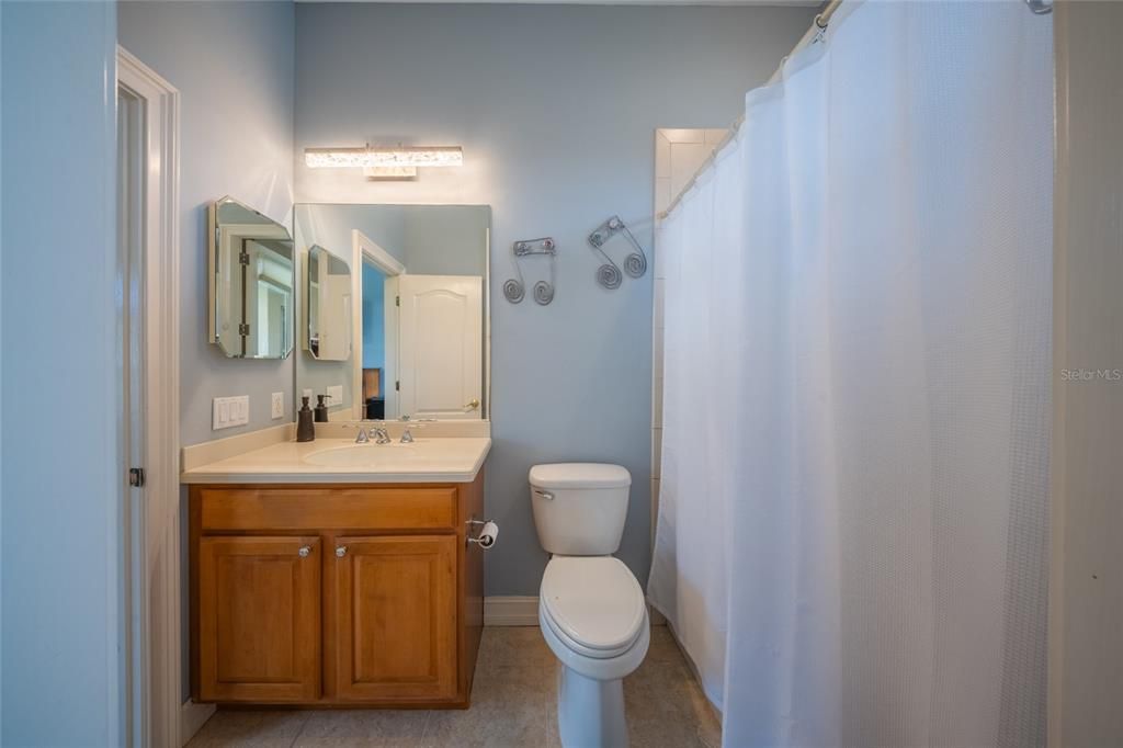 For Sale: $579,000 (3 beds, 3 baths, 2006 Square Feet)