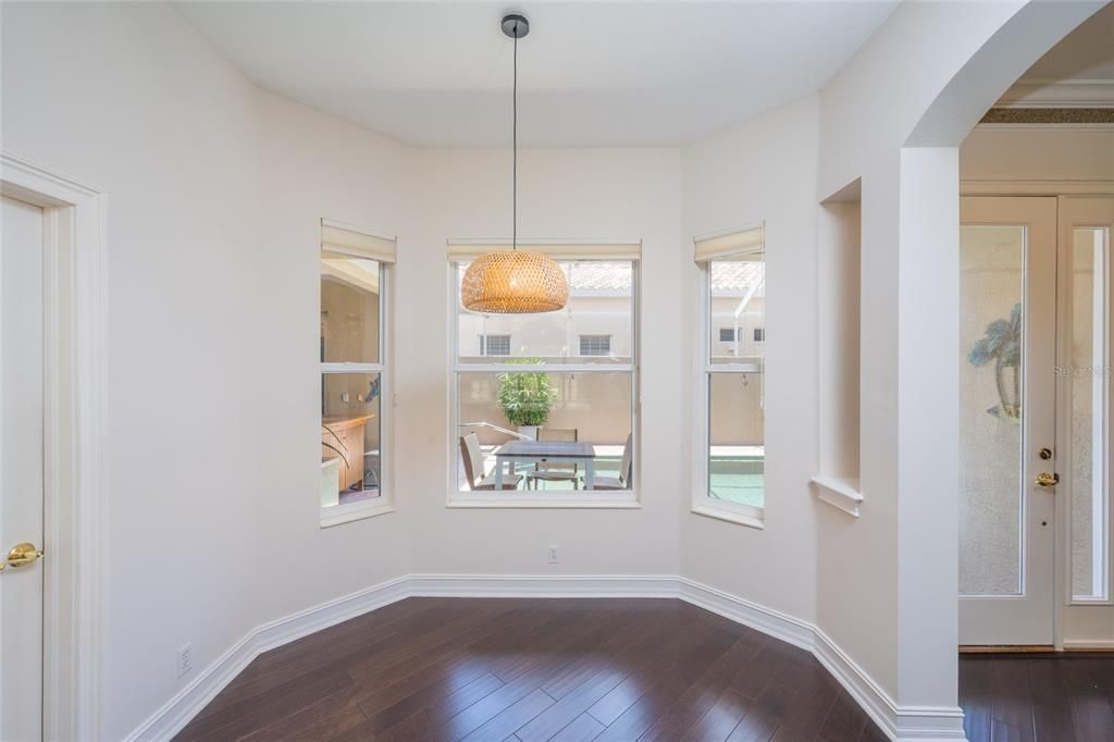 For Sale: $579,000 (3 beds, 3 baths, 2006 Square Feet)