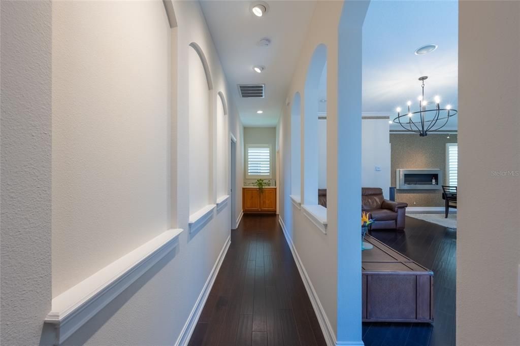 For Sale: $579,000 (3 beds, 3 baths, 2006 Square Feet)