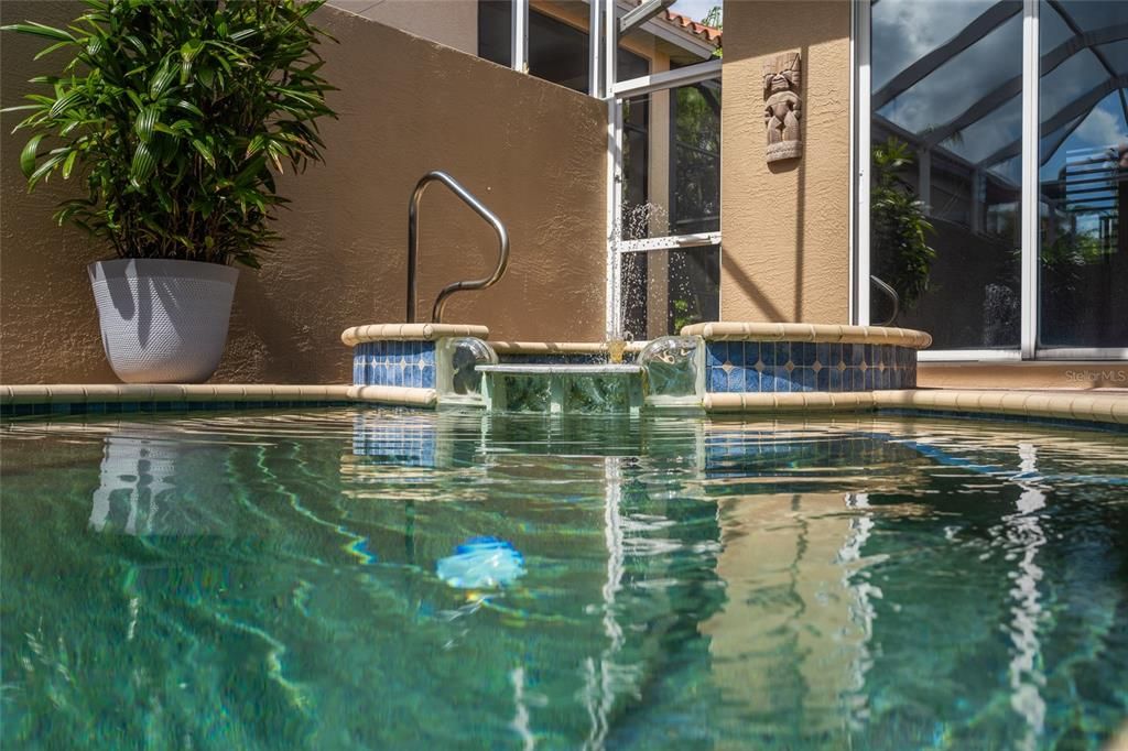 For Sale: $579,000 (3 beds, 3 baths, 2006 Square Feet)