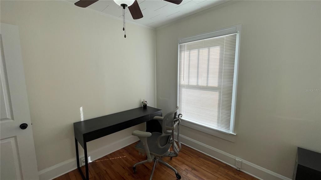 For Rent: $1,495 (2 beds, 1 baths, 816 Square Feet)