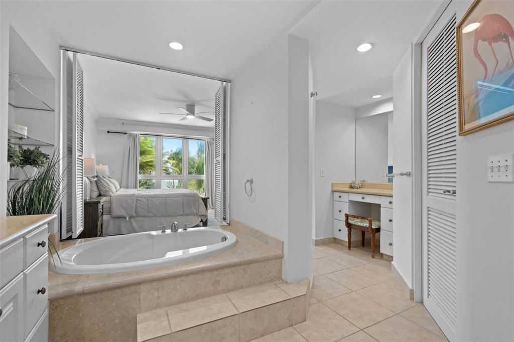 待售: $795,000 (2 贝兹, 2 浴室, 1775 平方英尺)