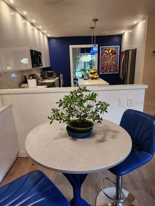 En Venta: $299,900 (3 camas, 2 baños, 1775 Pies cuadrados)