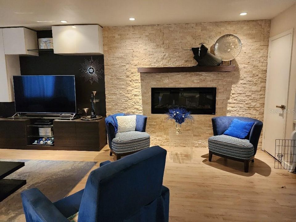 En Venta: $299,900 (3 camas, 2 baños, 1775 Pies cuadrados)