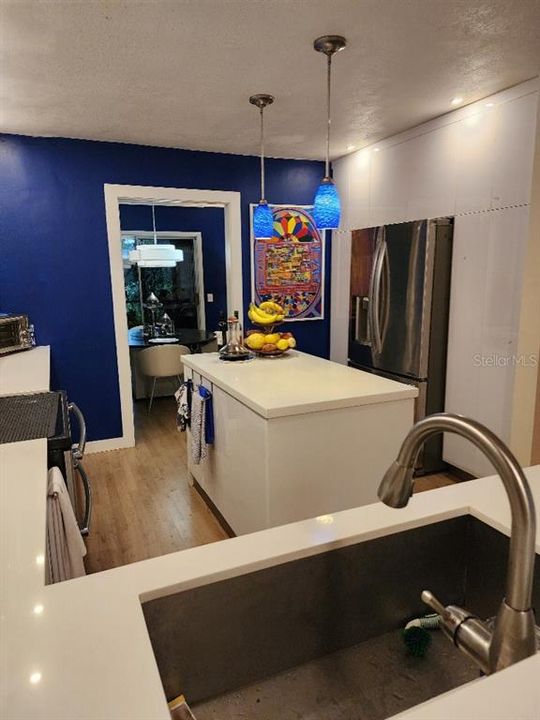 En Venta: $299,900 (3 camas, 2 baños, 1775 Pies cuadrados)