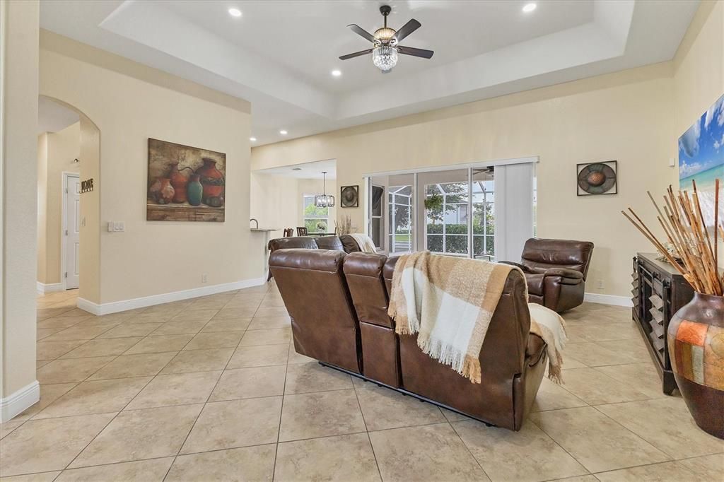 Active With Contract: $474,900 (3 beds, 2 baths, 2016 Square Feet)