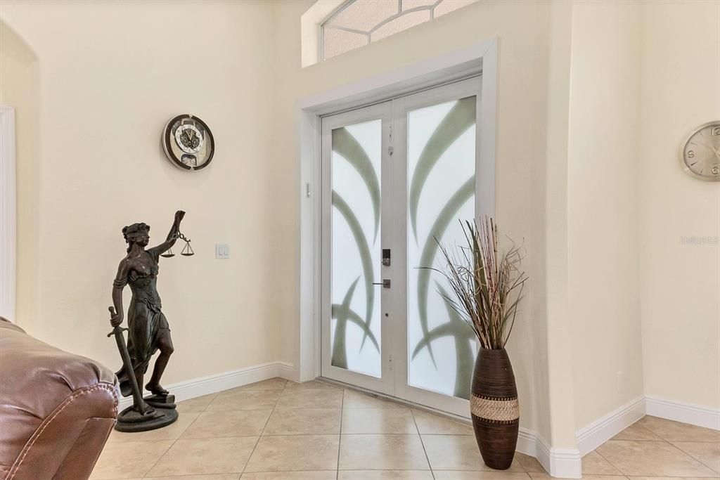 Active With Contract: $474,900 (3 beds, 2 baths, 2016 Square Feet)