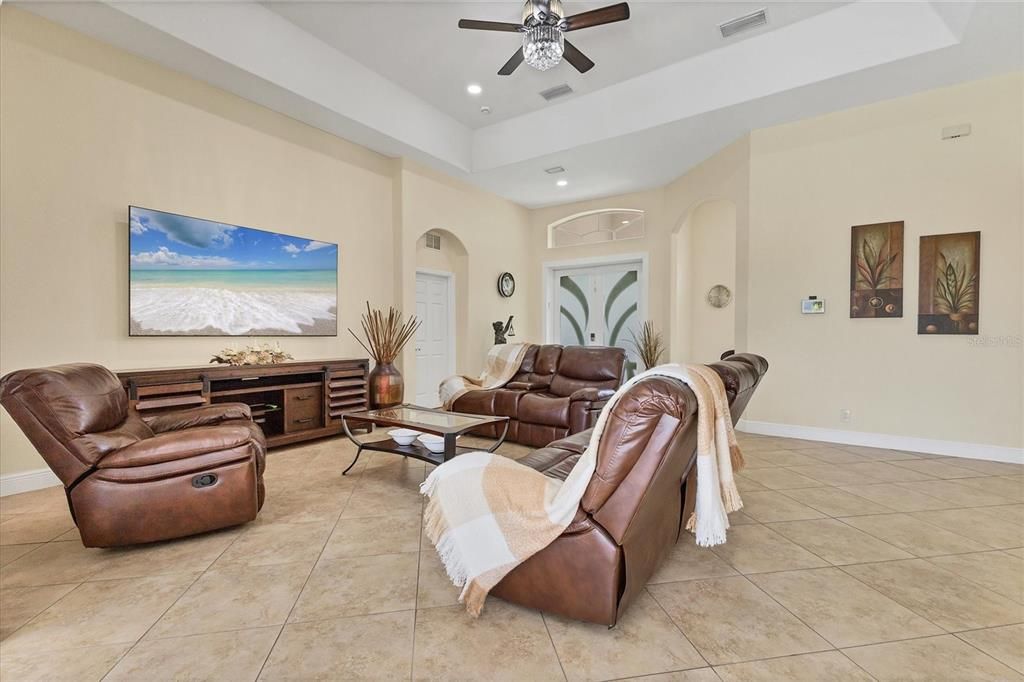 Active With Contract: $474,900 (3 beds, 2 baths, 2016 Square Feet)