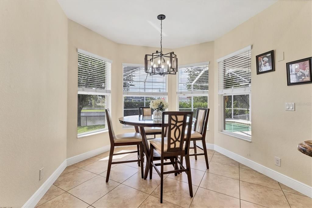 Active With Contract: $474,900 (3 beds, 2 baths, 2016 Square Feet)