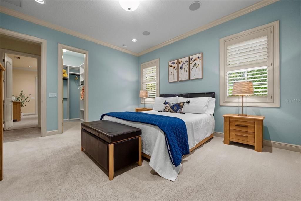 Active With Contract: $2,190,000 (3 beds, 3 baths, 4444 Square Feet)