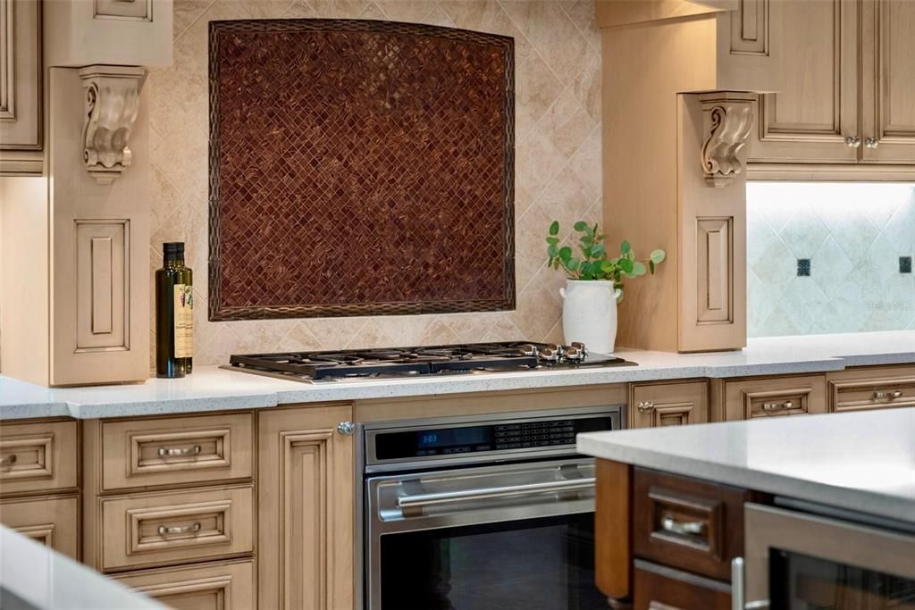 Active With Contract: $2,190,000 (3 beds, 3 baths, 4444 Square Feet)