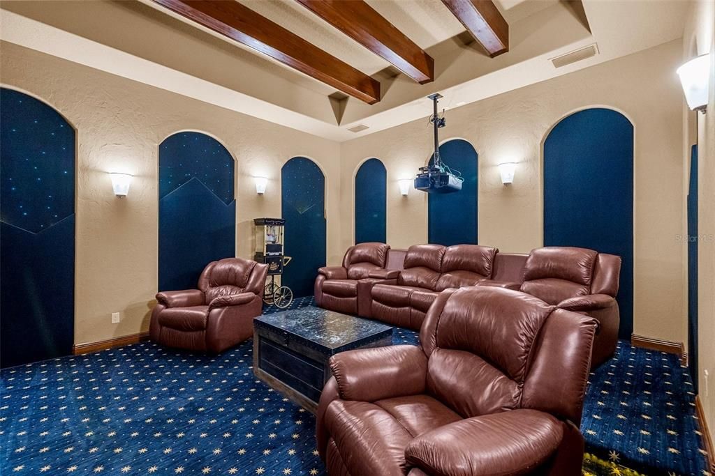 Active With Contract: $2,190,000 (3 beds, 3 baths, 4444 Square Feet)