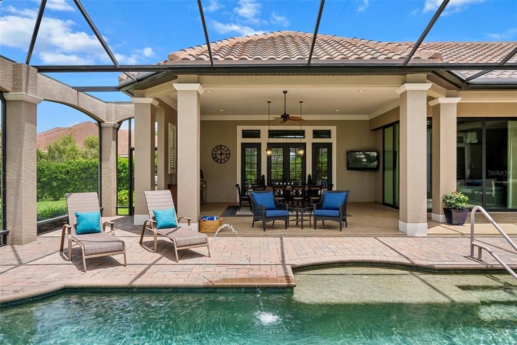 Active With Contract: $2,190,000 (3 beds, 3 baths, 4444 Square Feet)