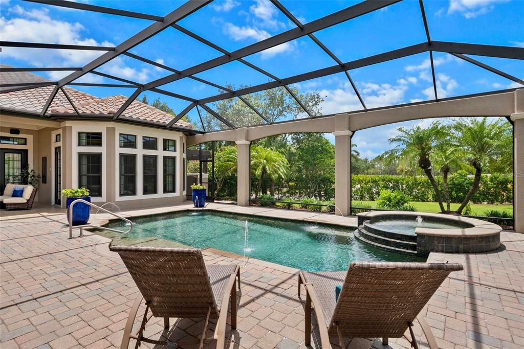 Active With Contract: $2,190,000 (3 beds, 3 baths, 4444 Square Feet)