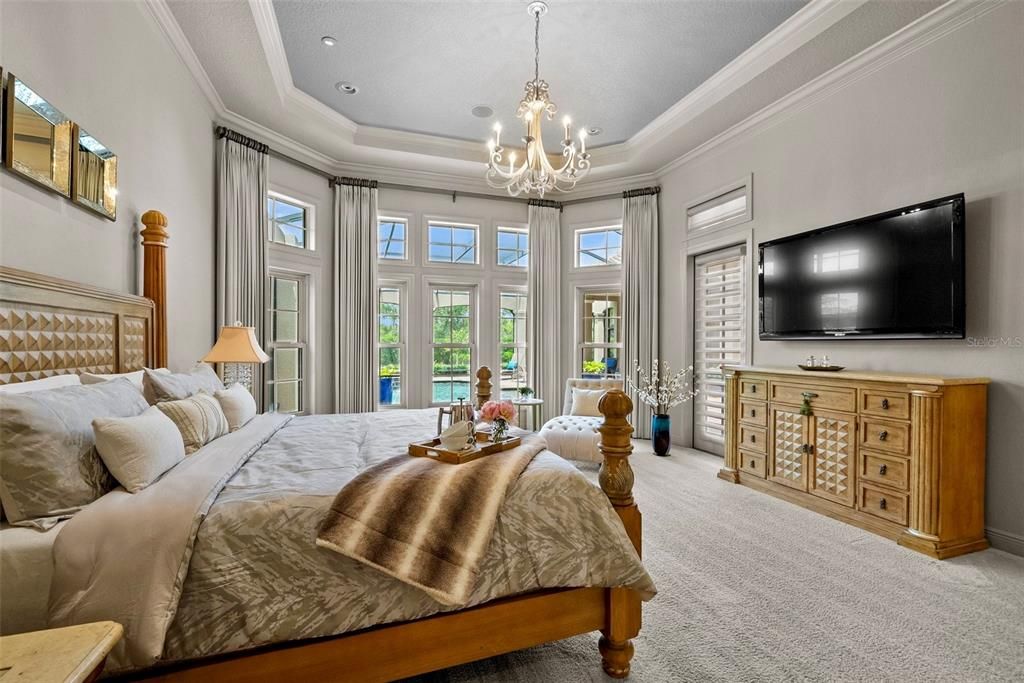 Active With Contract: $2,190,000 (3 beds, 3 baths, 4444 Square Feet)