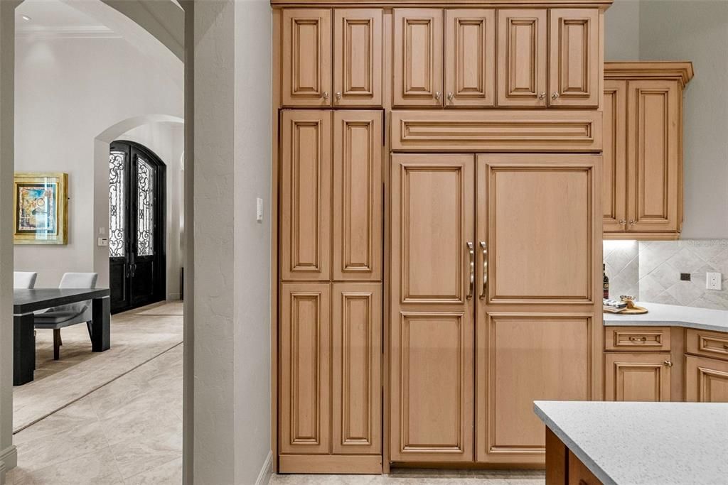 Active With Contract: $2,190,000 (3 beds, 3 baths, 4444 Square Feet)