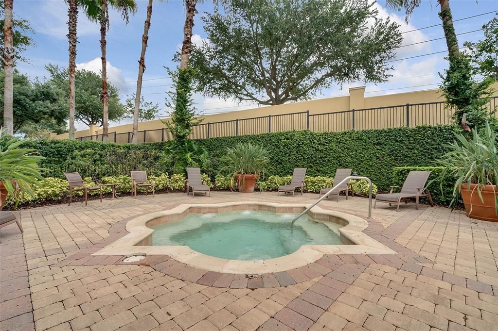 На продажу: $1,600,000 (6 спален, 6 ванн, 4251 Квадратных фут)