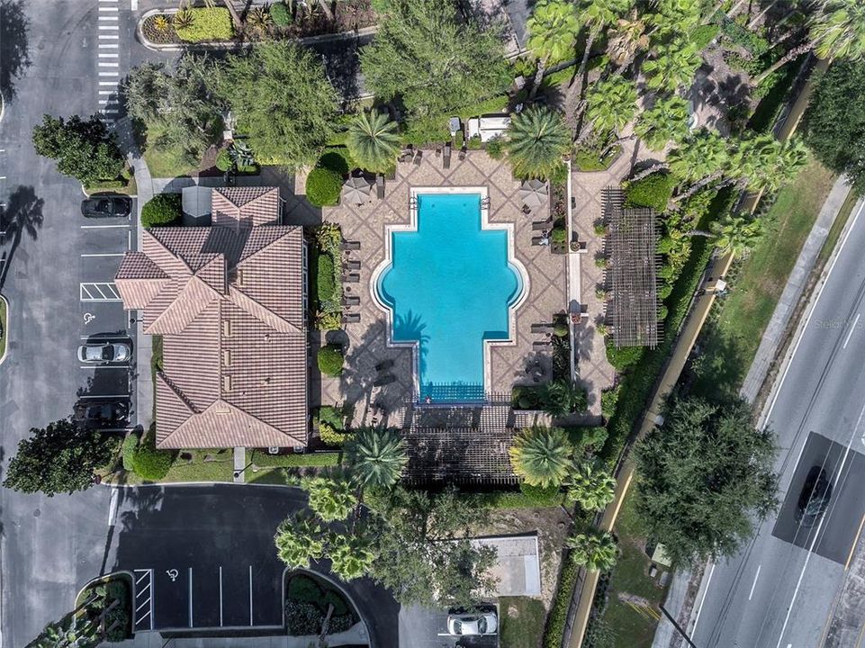 На продажу: $1,600,000 (6 спален, 6 ванн, 4251 Квадратных фут)